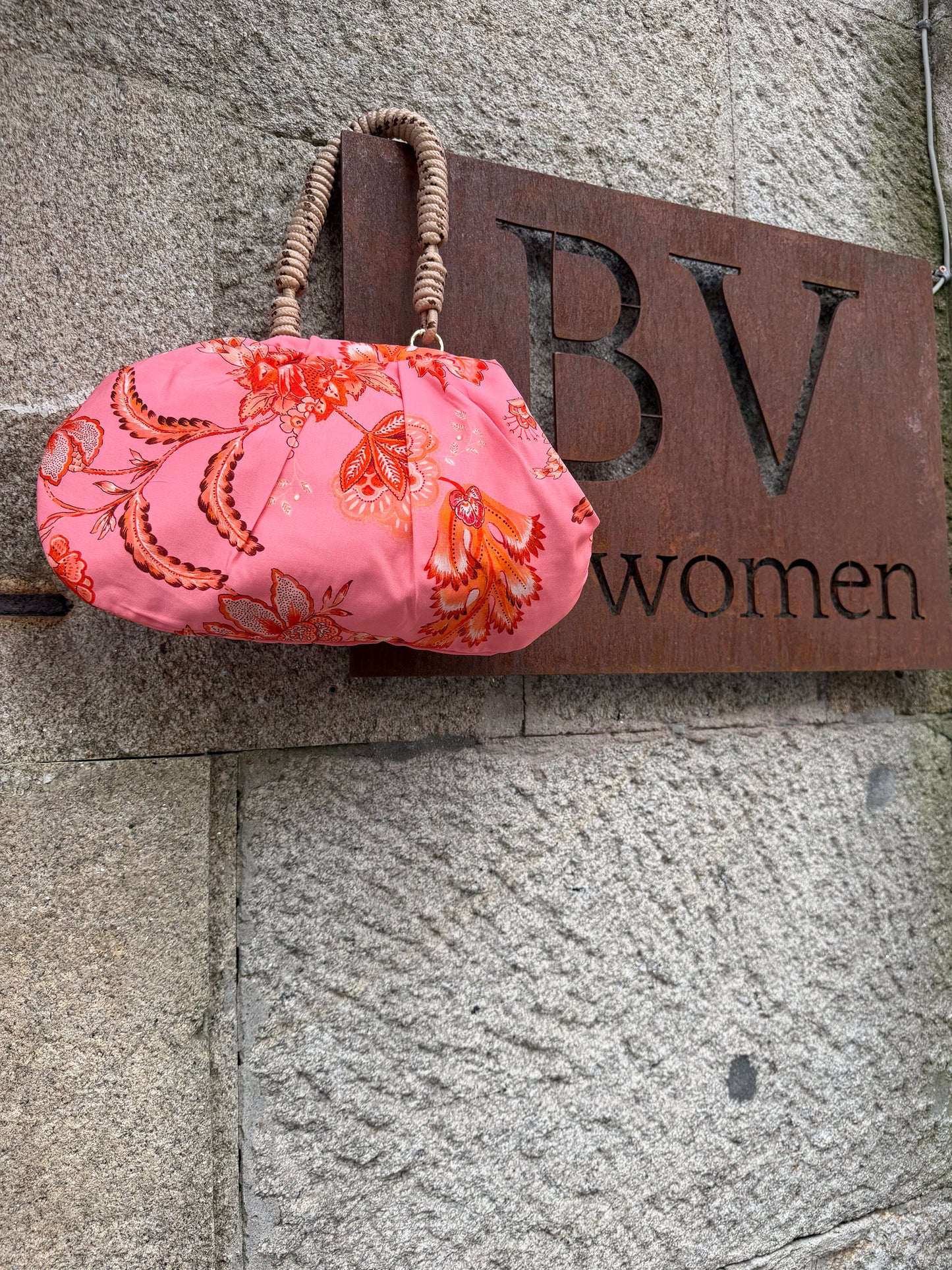 Bolso estampado rosa
