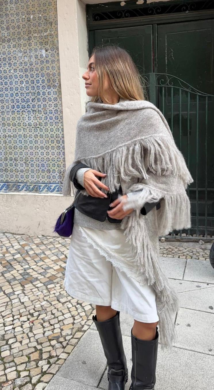 Chales Alana - Alpaca y seda con pico