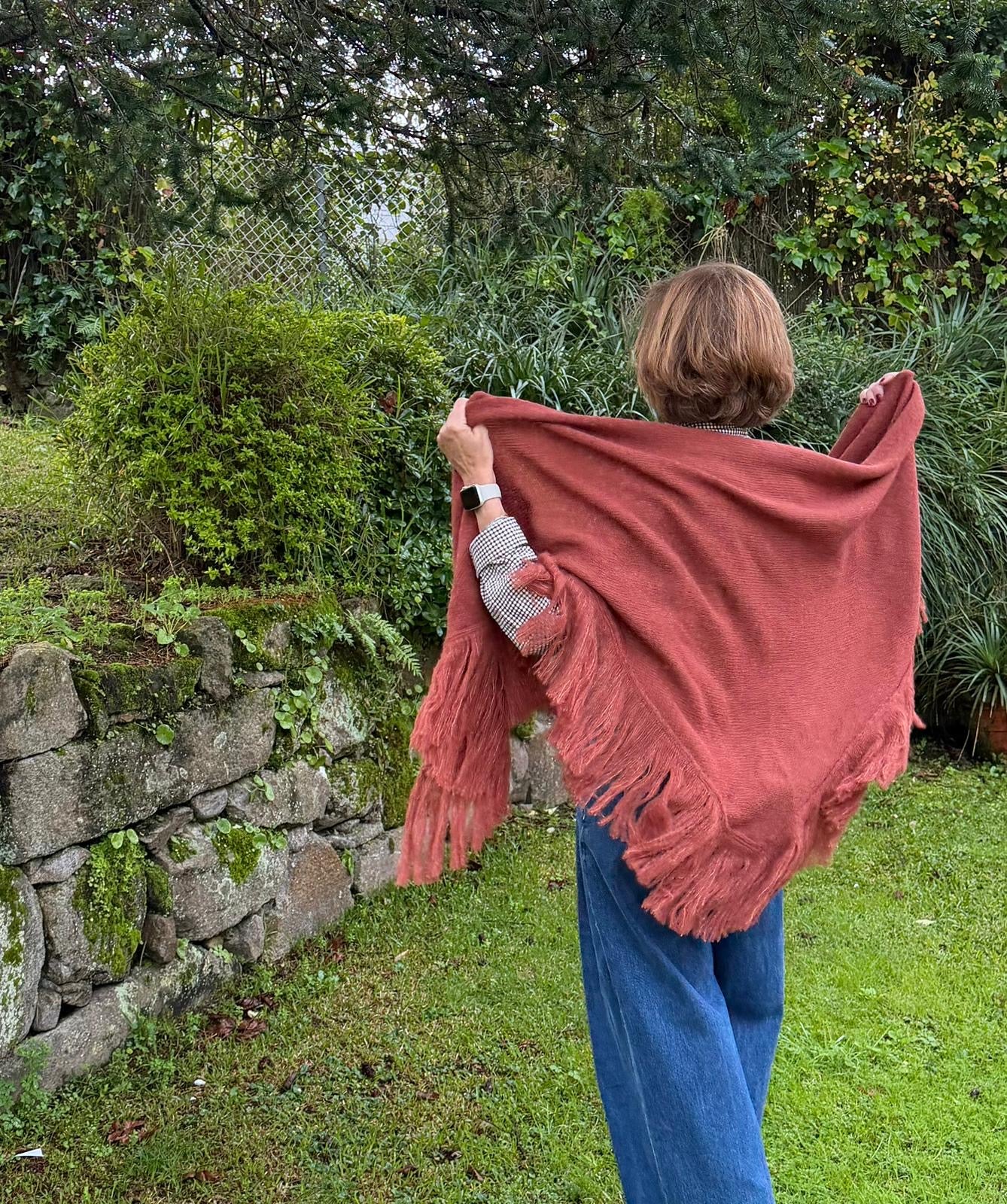 Chales Alana - Alpaca y seda con pico